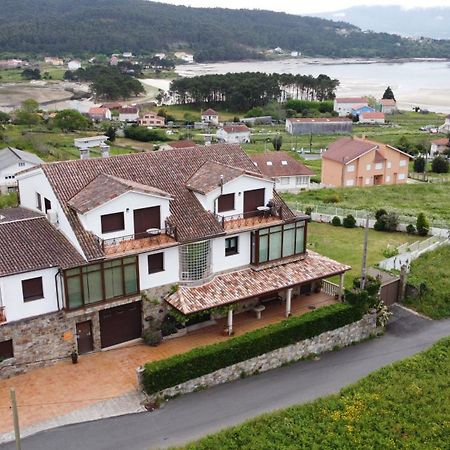 Apartamentos Rurales De Abelleira Muros Luaran gambar